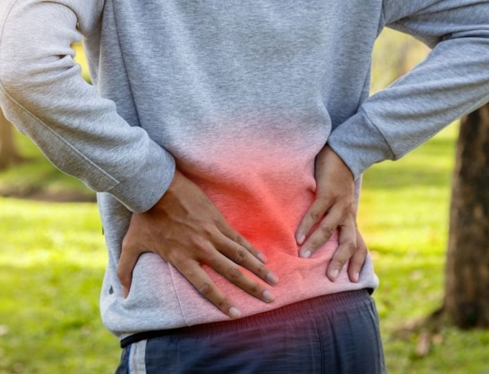 Is Cracking Your Back Bad For You? Pain & Spine Institute