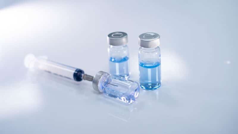 Cervical Facet Injection Solution With A Syringe